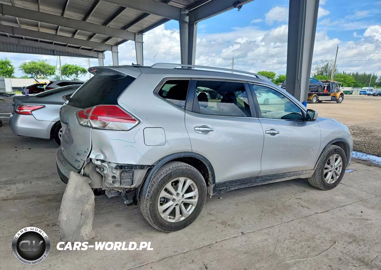 2014 Nissan Rogue S VIN:5N1AT2MTXEC784605 - 3
