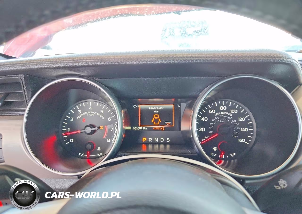 2018 Ford Mustang VIN:1FATP8UH0J5104666 - 9