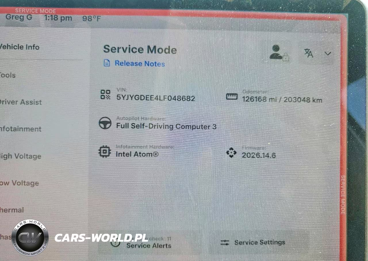2020 Tesla Model Y VIN:5YJYGDEE4LF048682 - 9