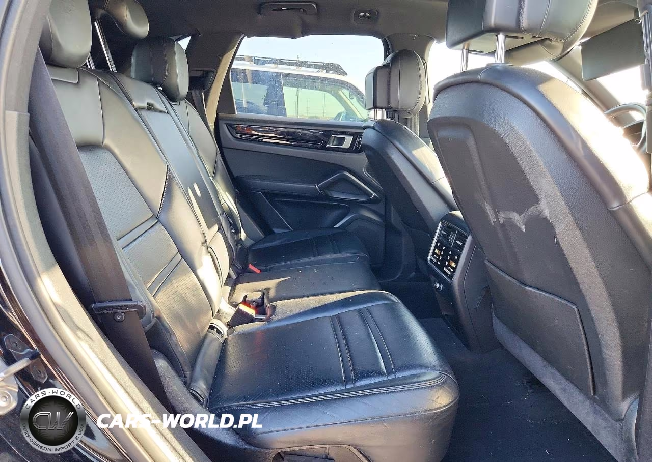 2021 Porsche Cayenne S VIN:WP1AB2AYXMDA27704 - 11