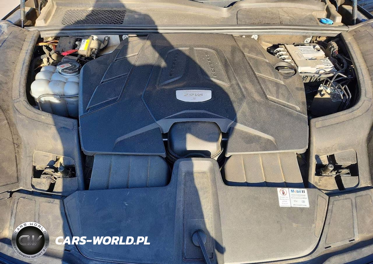 2021 Porsche Cayenne S VIN:WP1AB2AYXMDA27704 - 12