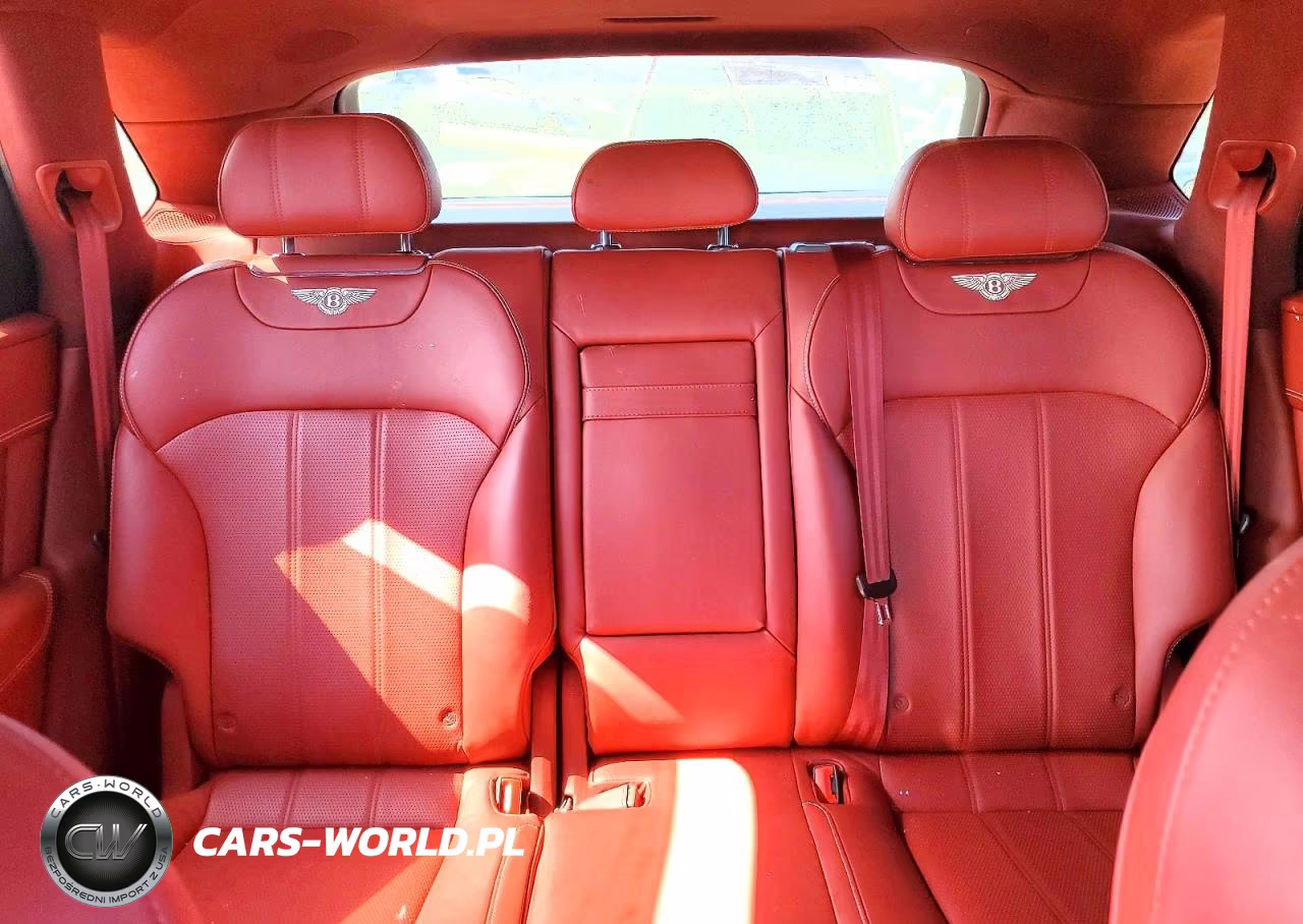 2018 Bentley Bentayga VIN:SJAAC2ZV8JC019077 - 10