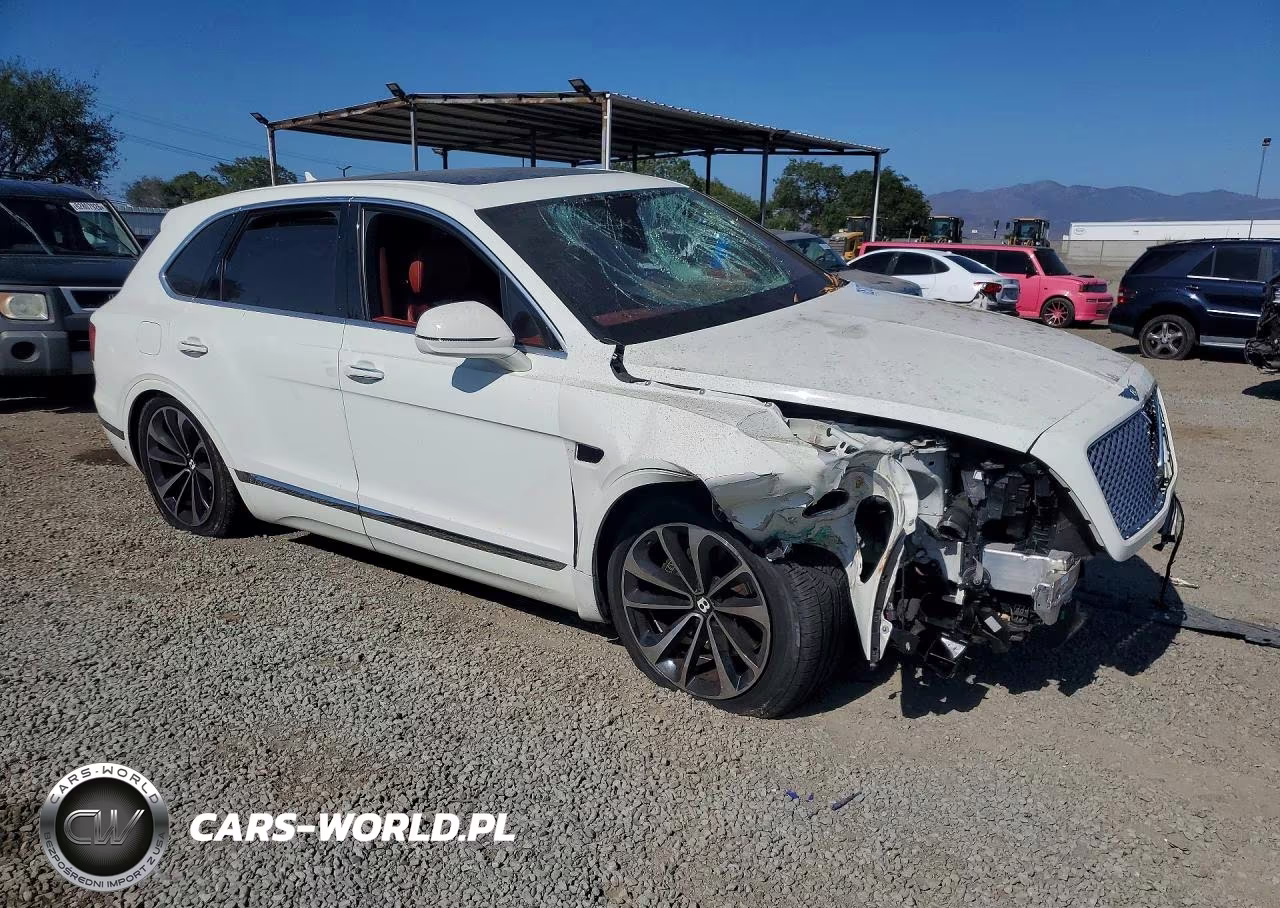 2018 Bentley Bentayga VIN:SJAAC2ZV8JC019077 - 4