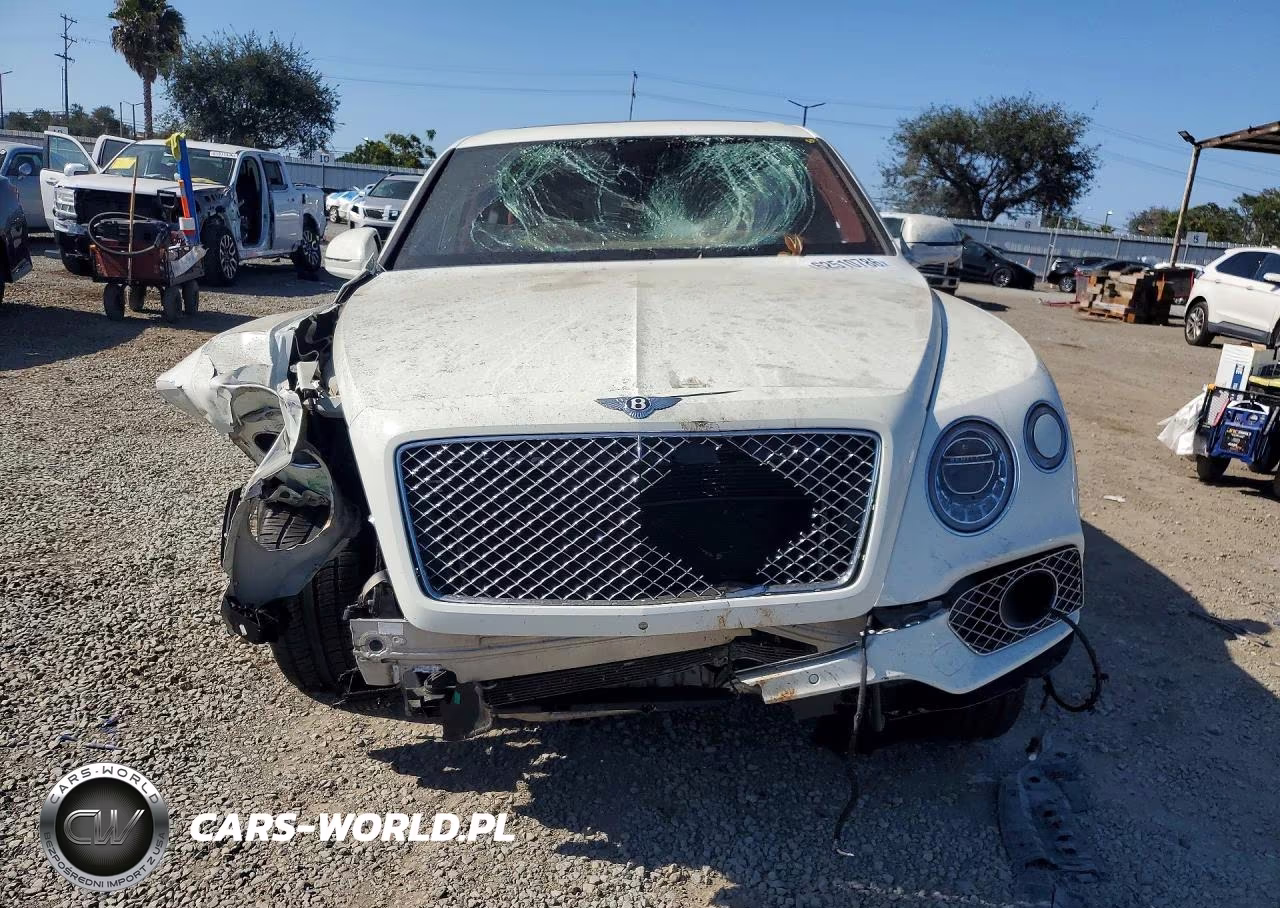 2018 Bentley Bentayga VIN:SJAAC2ZV8JC019077 - 5
