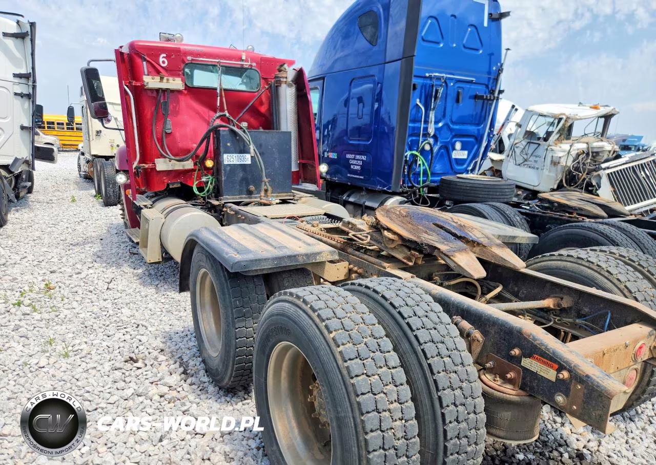 2002 Freightliner Columbia 120 Semi Truck VIN:1FUJA6CG32PJ51950 - 2