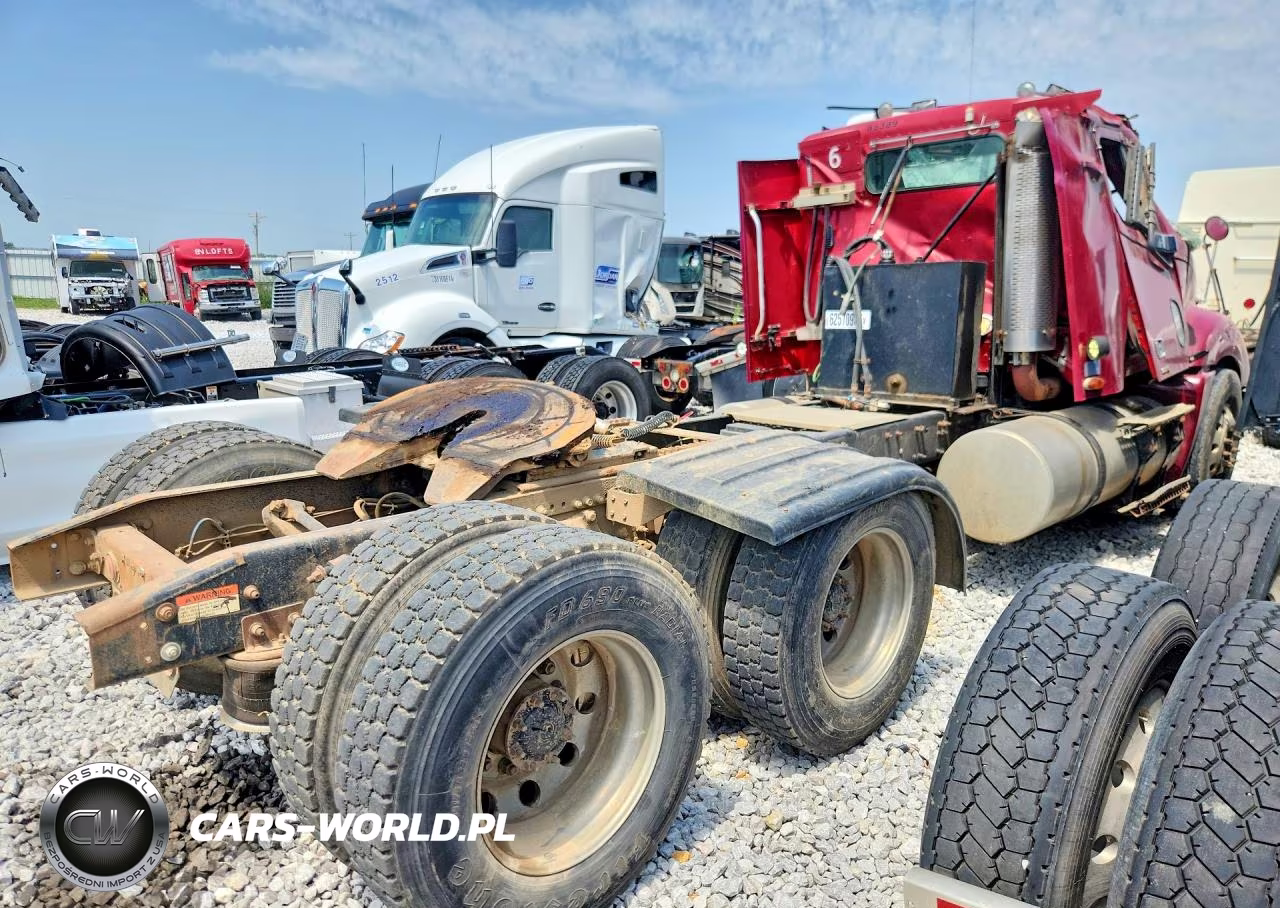 2002 Freightliner Columbia 120 Semi Truck VIN:1FUJA6CG32PJ51950 - 3