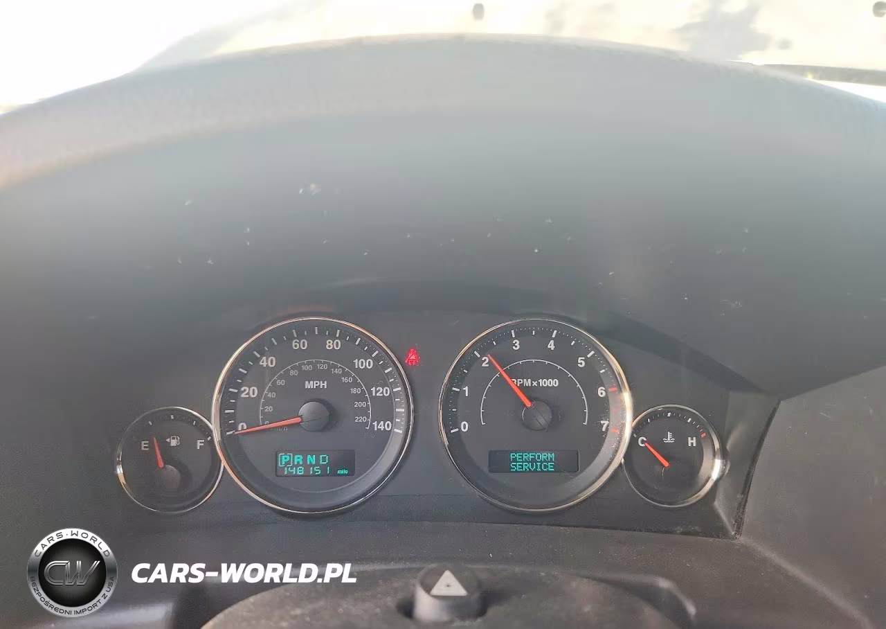2007 Jeep Commander VIN:1J8HG48P07C592508 - 9