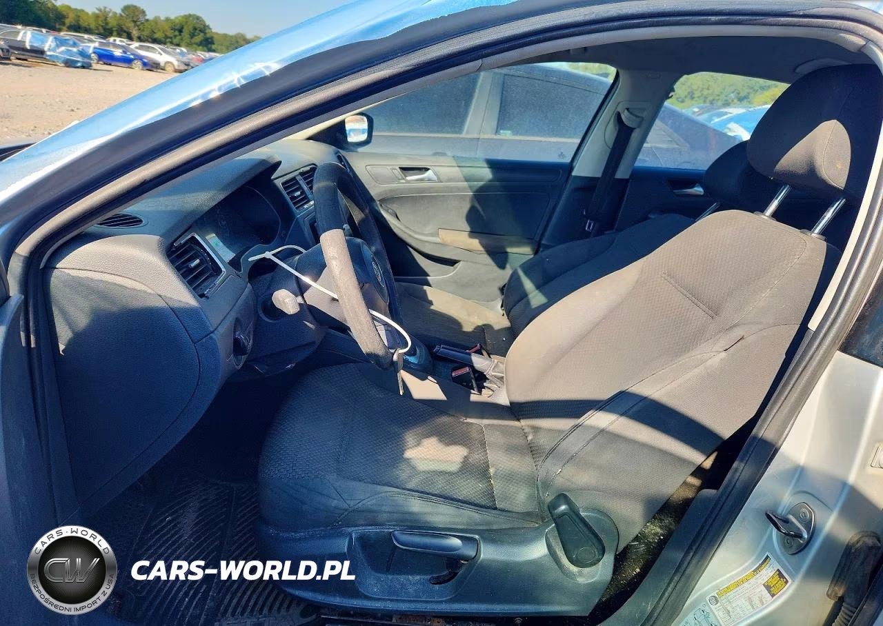 2012 Volkswagen Jetta Base VIN:3VW2K7AJ2CM335424 - 7