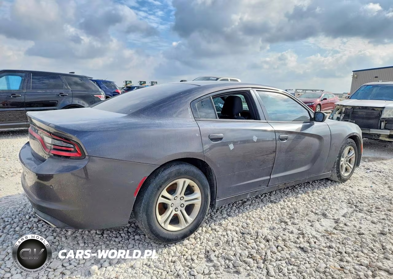 2018 Dodge Charger Sxt VIN:2C3CDXBG5JH197396 - 3