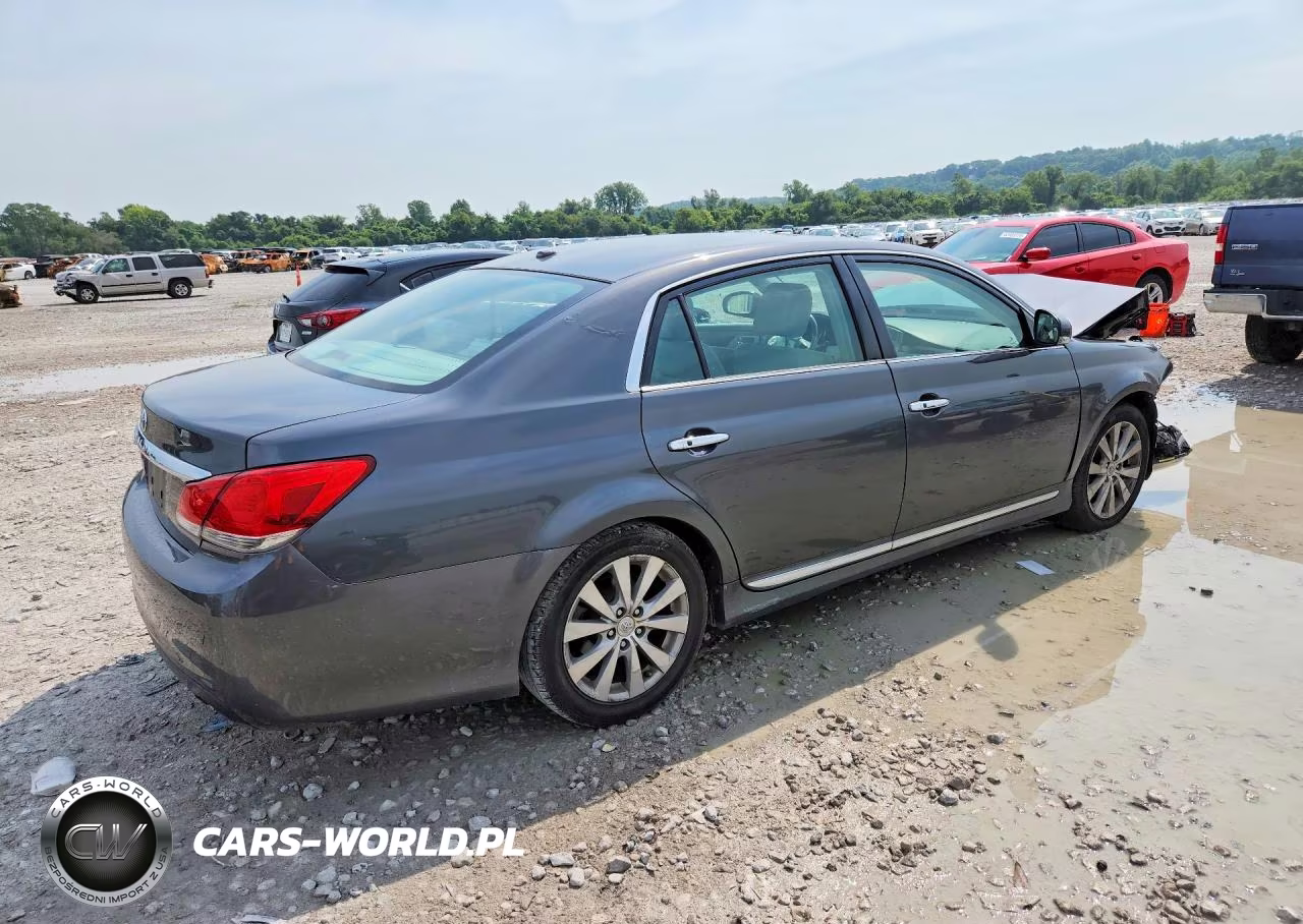 2011 Toyota Avalon Limited VIN:4T1BK3DBXBU431128 - 3