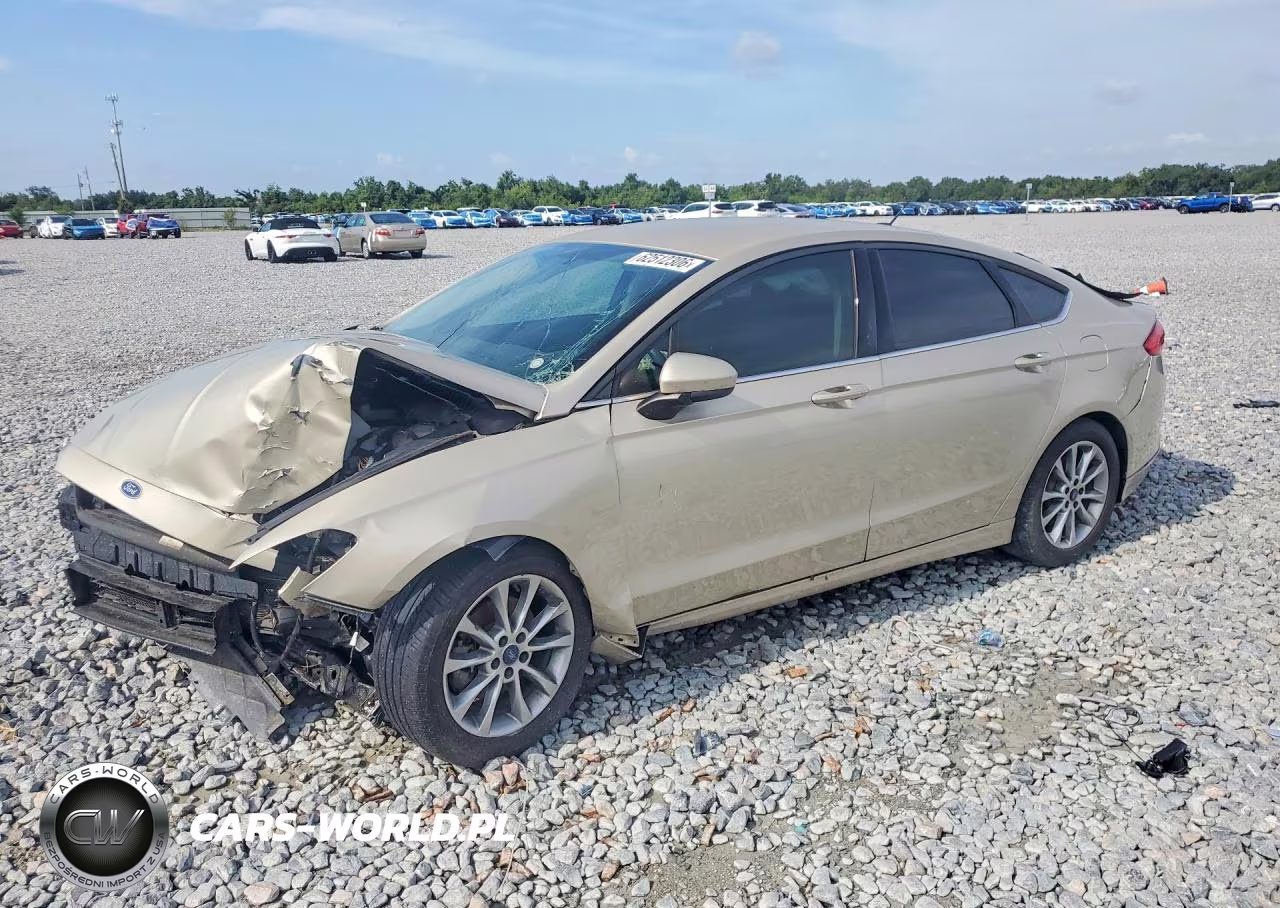 2017 Ford Fusion Se – zdjęcie 1 z 12