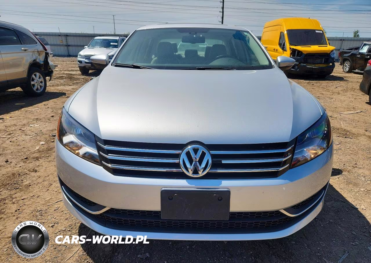 2012 Volkswagen Passat Se VIN:1VWBP7A30CC070247 - 5