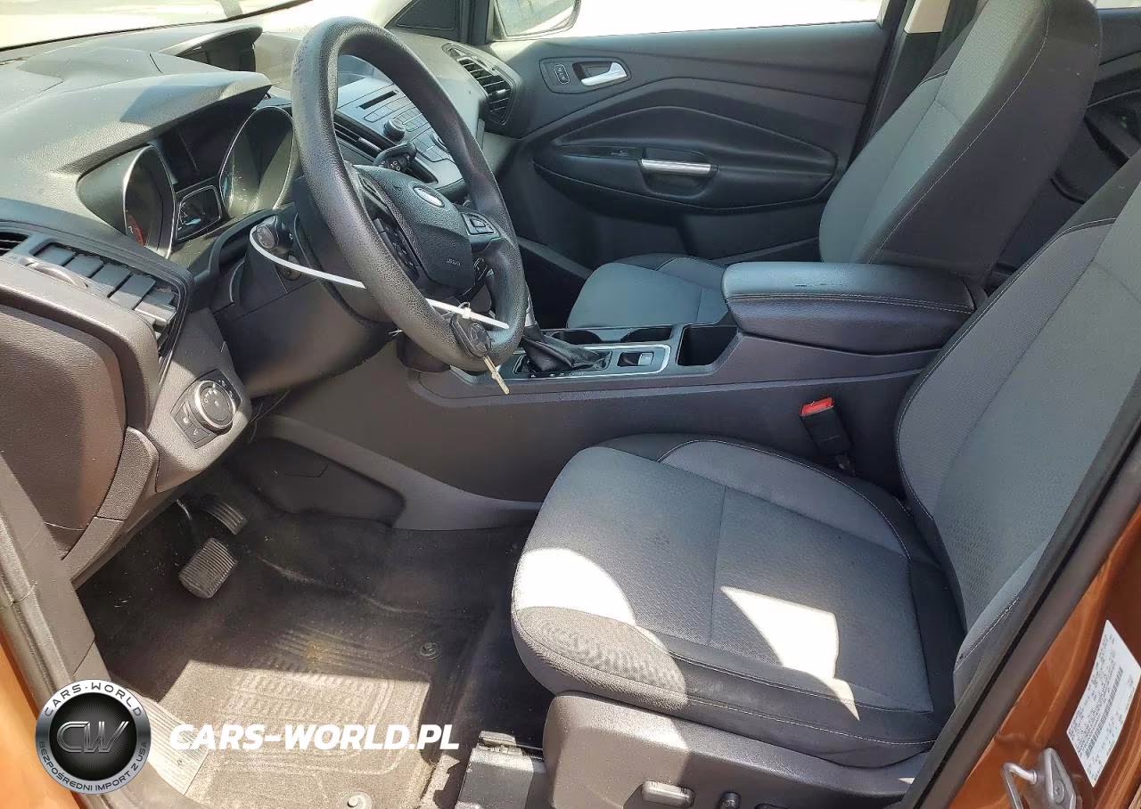 2017 Ford Escape Se VIN:1FMCU0GD4HUA68831 - 7