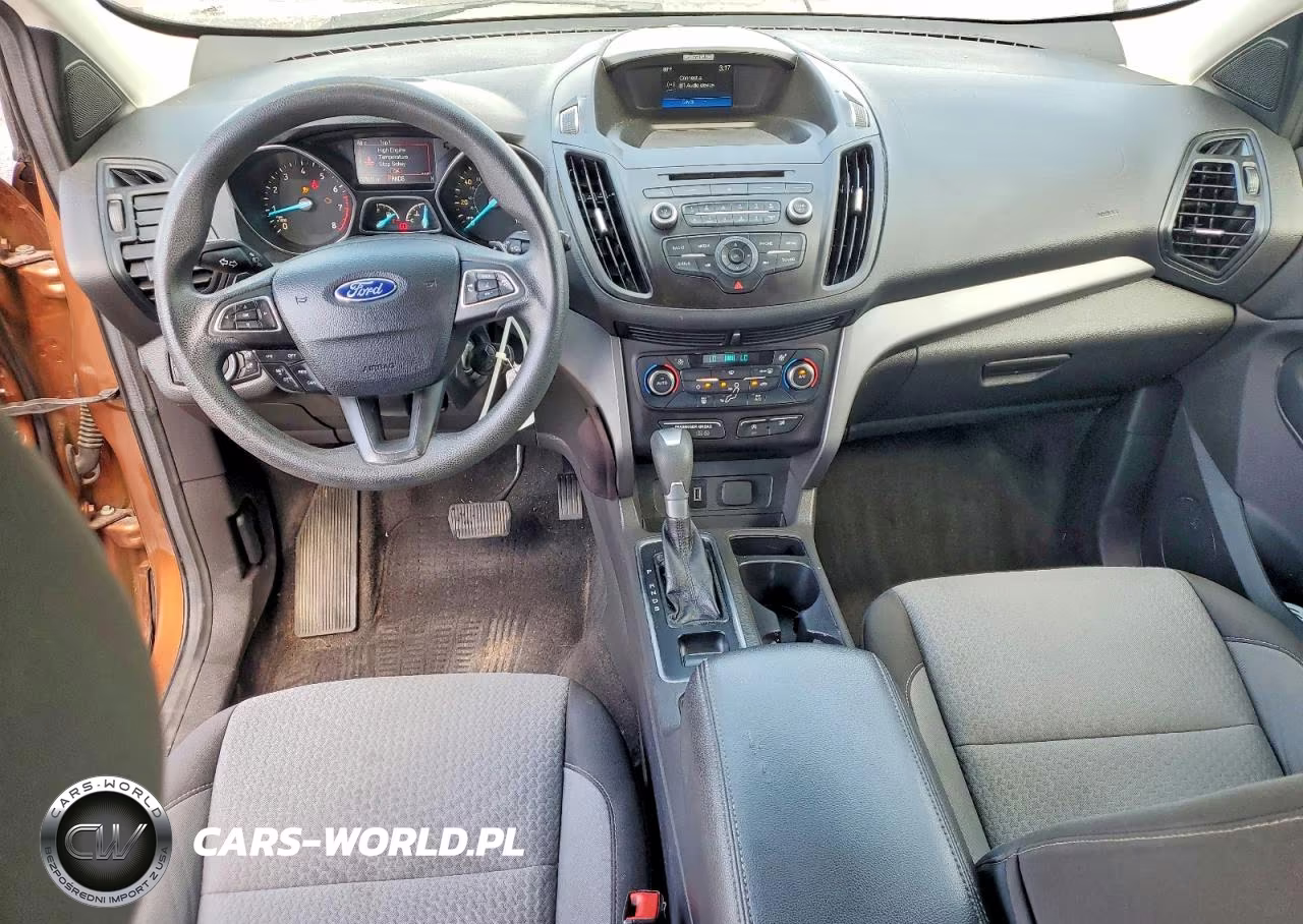 2017 Ford Escape Se VIN:1FMCU0GD4HUA68831 - 8