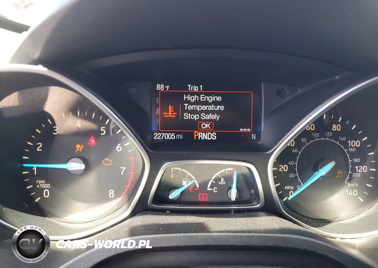 2017 Ford Escape Se VIN:1FMCU0GD4HUA68831 - 9