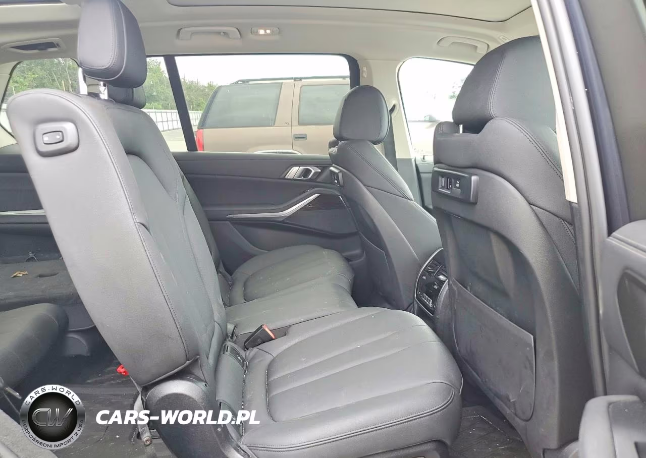 2021 BMW X7 xDrive40I VIN:5UXCW2C03M9E31518 - 11