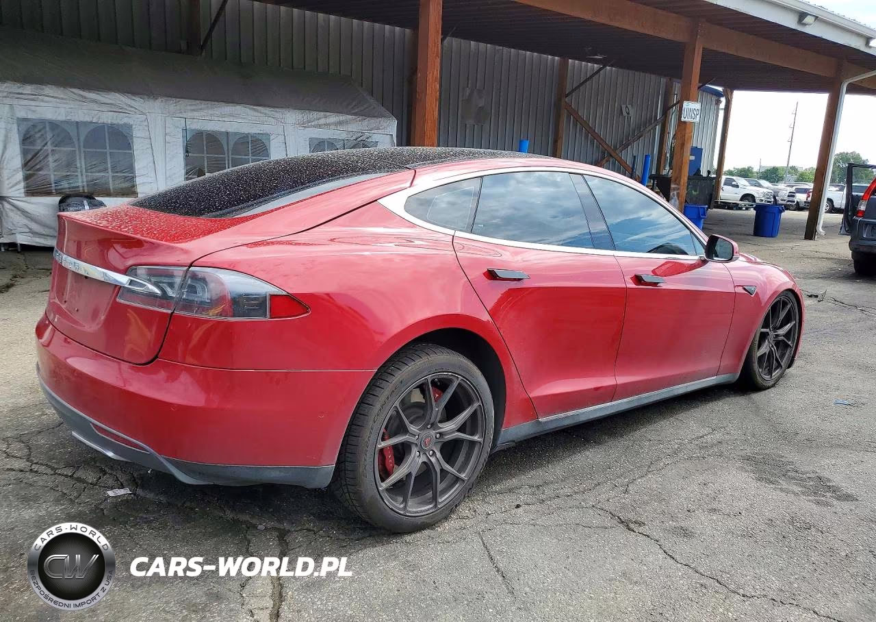 2015 Tesla Model S VIN:5YJSA1E25FF114902 - 3