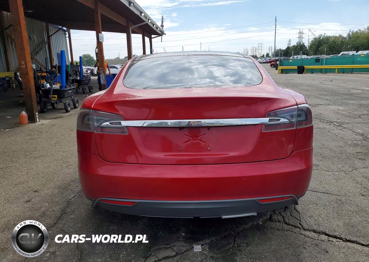 2015 Tesla Model S VIN:5YJSA1E25FF114902 - 6