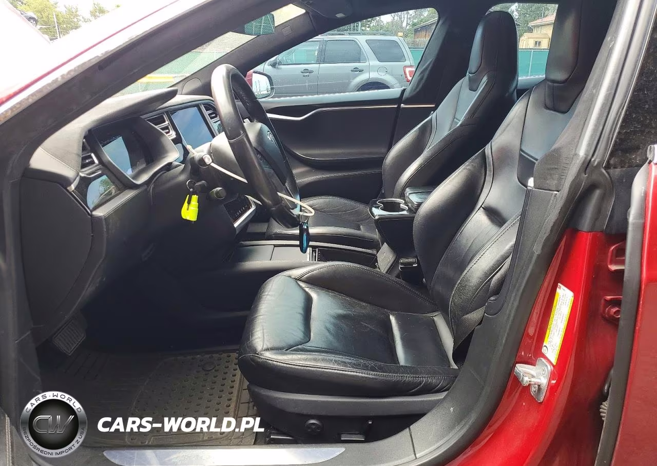 2015 Tesla Model S VIN:5YJSA1E25FF114902 - 7