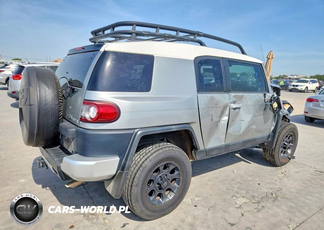 2012 Toyota Fj Cruiser Base VIN:JTEBU4BF9CK132989 - 3