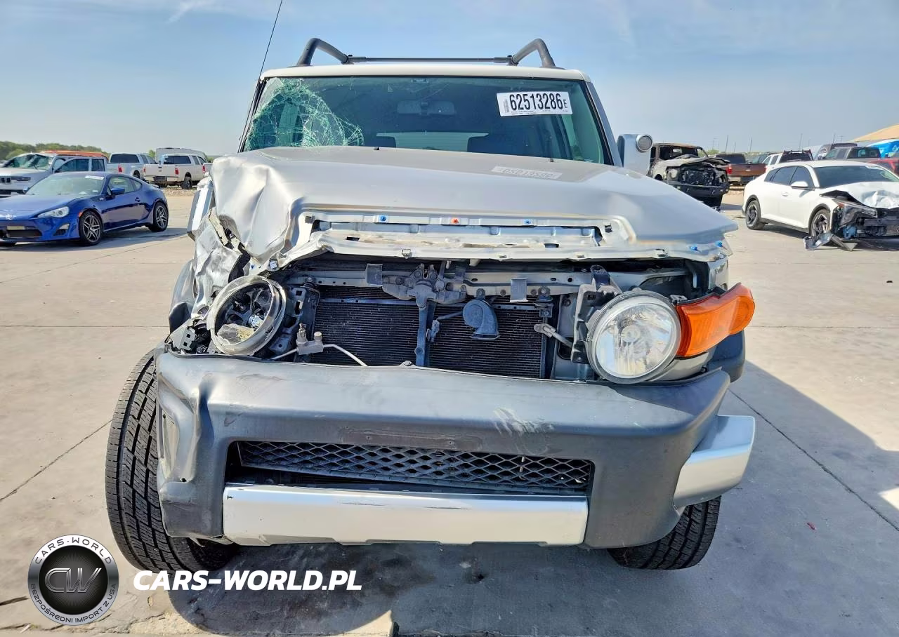 2012 Toyota Fj Cruiser Base VIN:JTEBU4BF9CK132989 - 5