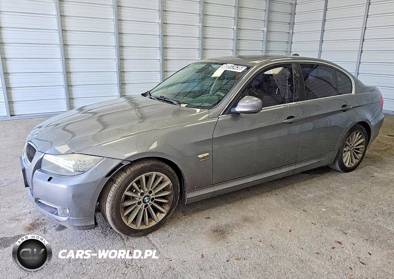 2011 BMW 335 Xi – zdjęcie 1 z 12
