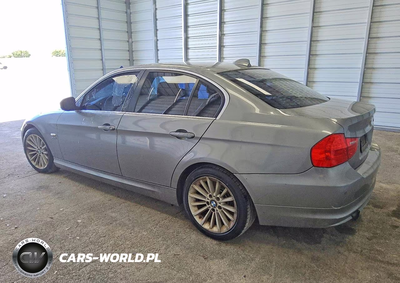 2011 BMW 335 Xi VIN:WBAPL5C53BA917986 - 2