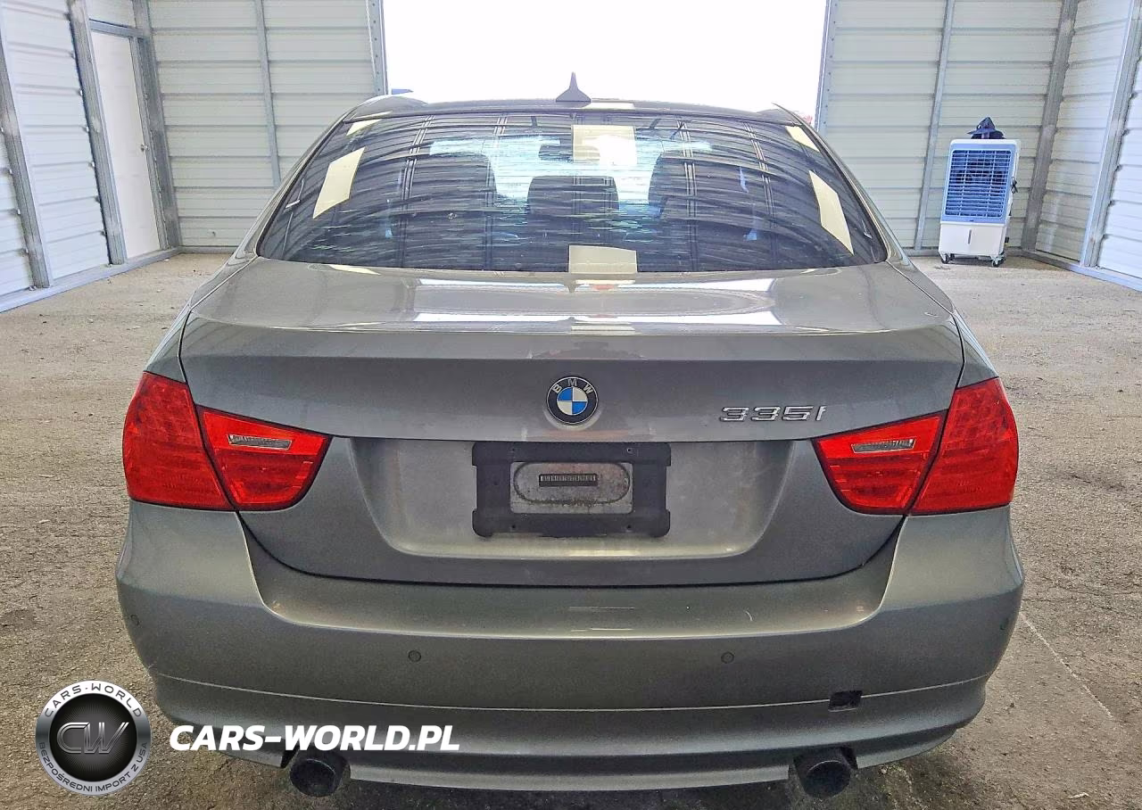 2011 BMW 335 Xi VIN:WBAPL5C53BA917986 - 6