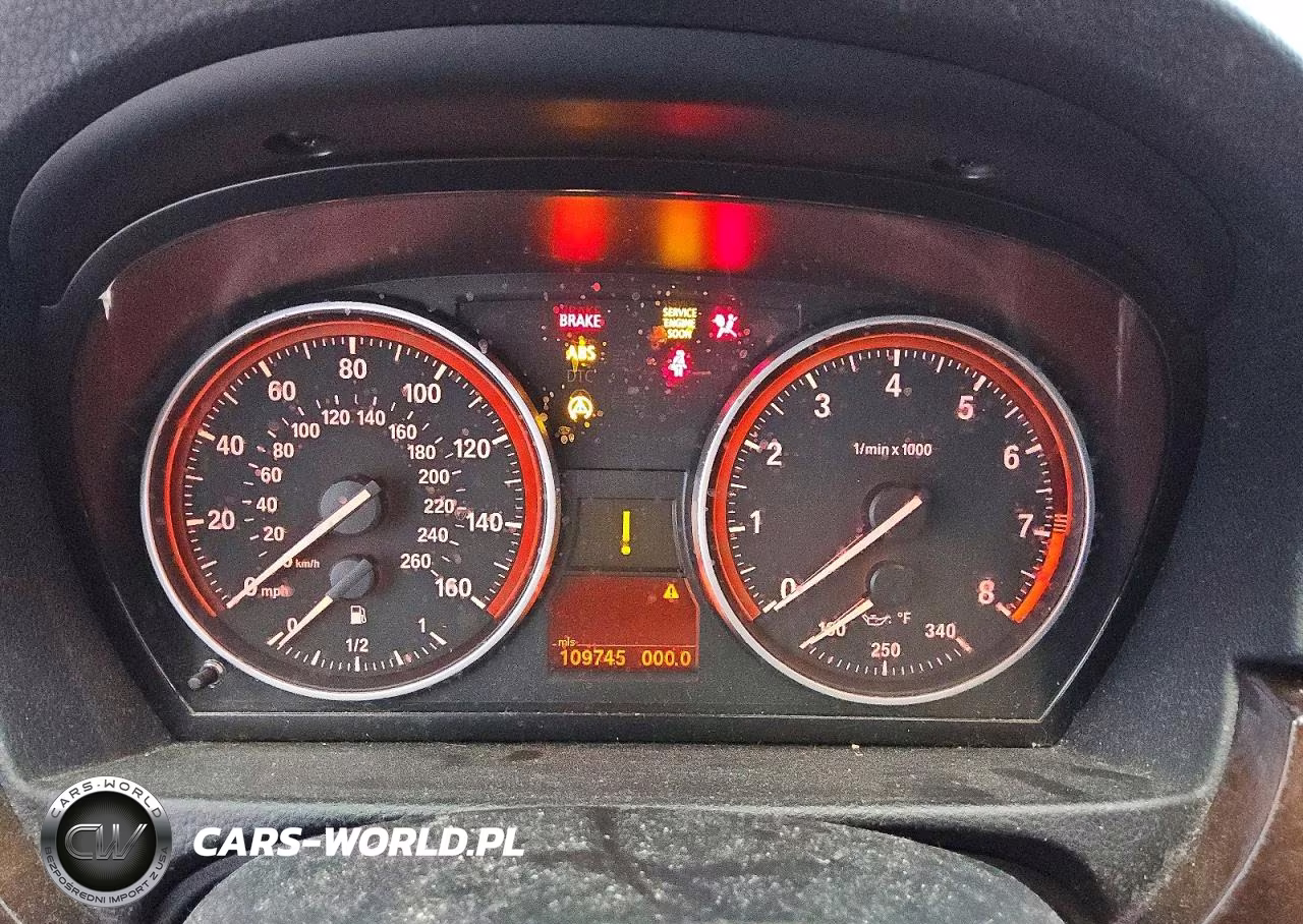 2011 BMW 335 Xi VIN:WBAPL5C53BA917986 - 9