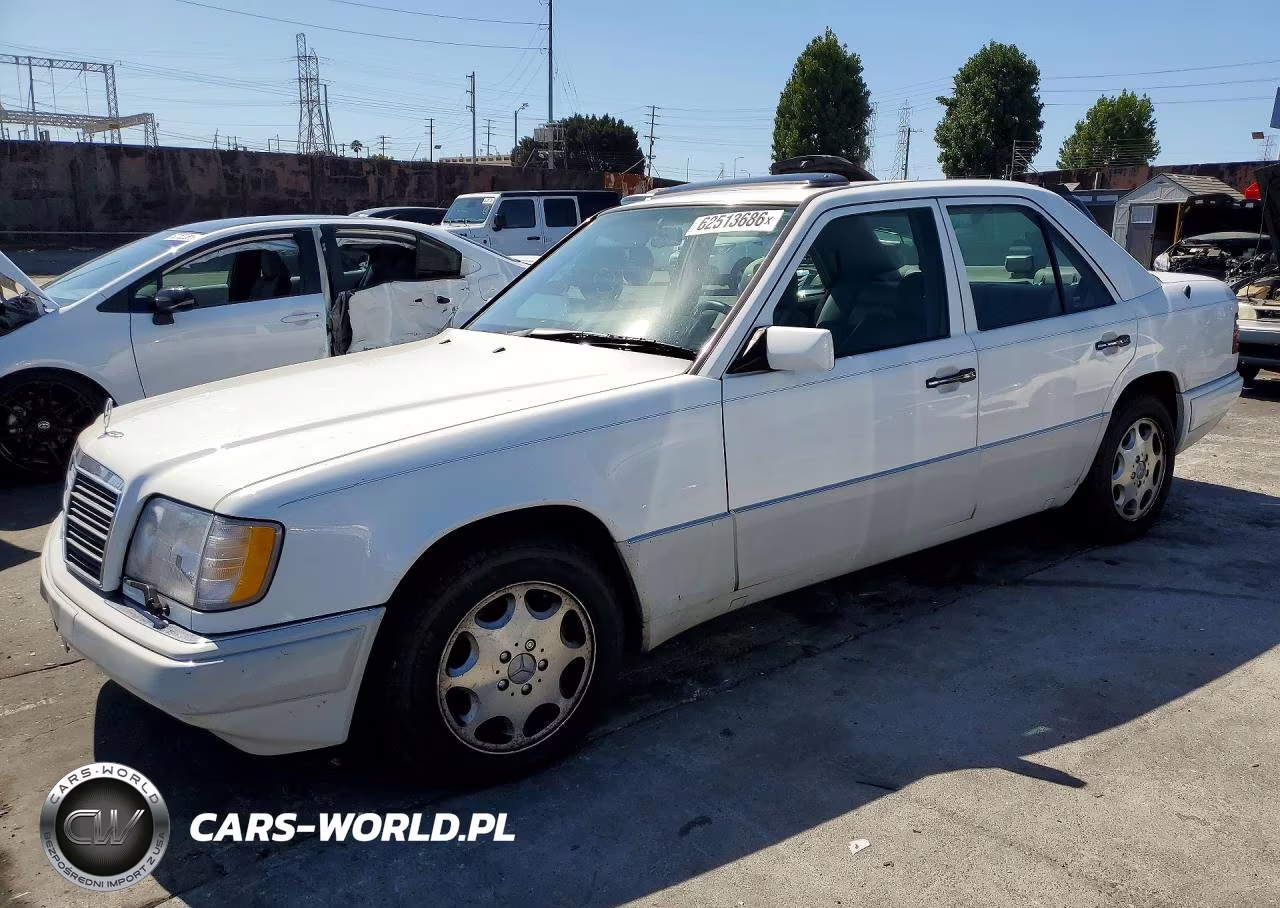 1995 Mercedes-Benz E 320 Base