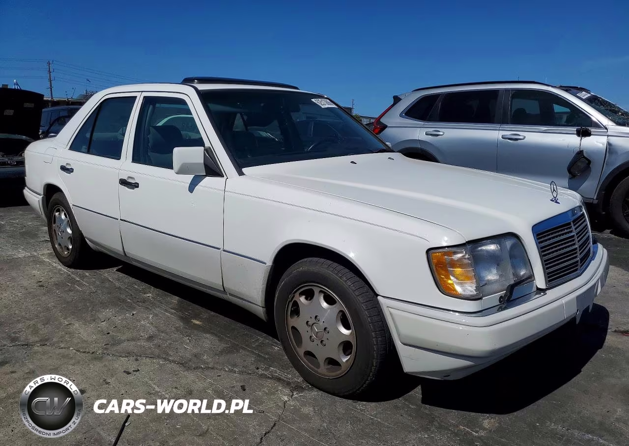 1995 Mercedes-Benz E 320 Base VIN:WDBEA32EXSC271970 - 4