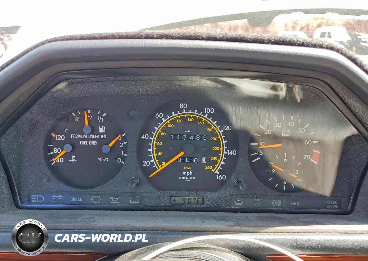 1995 Mercedes-Benz E 320 Base VIN:WDBEA32EXSC271970 - 9