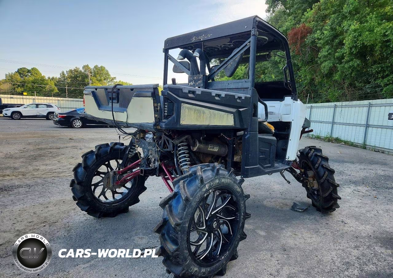 2014 Polaris Ranger Utility Vehicle VIN:4XAUH9EAXEG353531 - 4