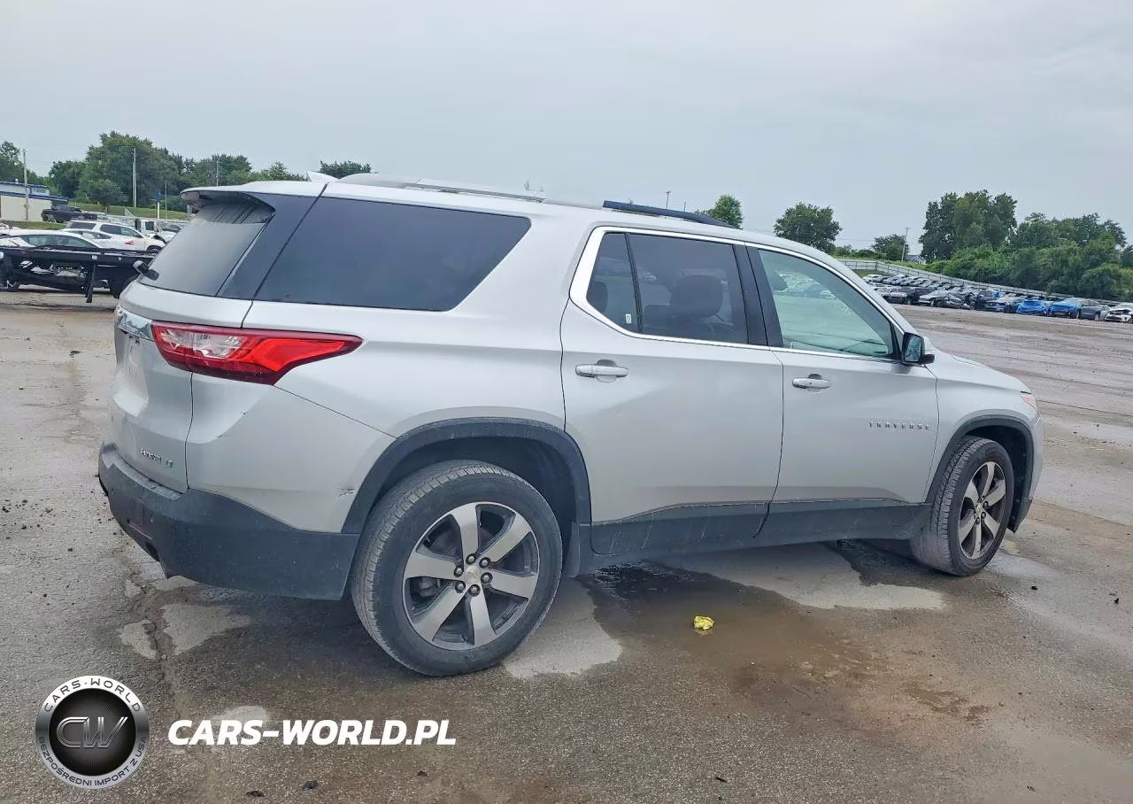 2018 Chevrolet Traverse Lt VIN:1GNEVHKW0JJ244175 - 3