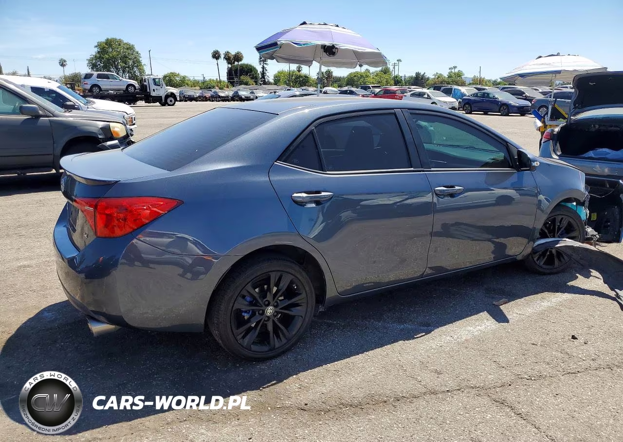 2019 Toyota Corolla Se VIN:2T1BURHE0KC132928 - 3
