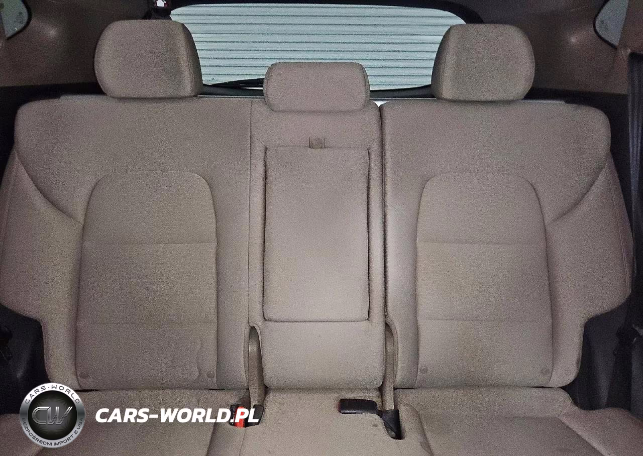 2019 Hyundai Tucson Value VIN:KM8J3CA47KU855106 - 10