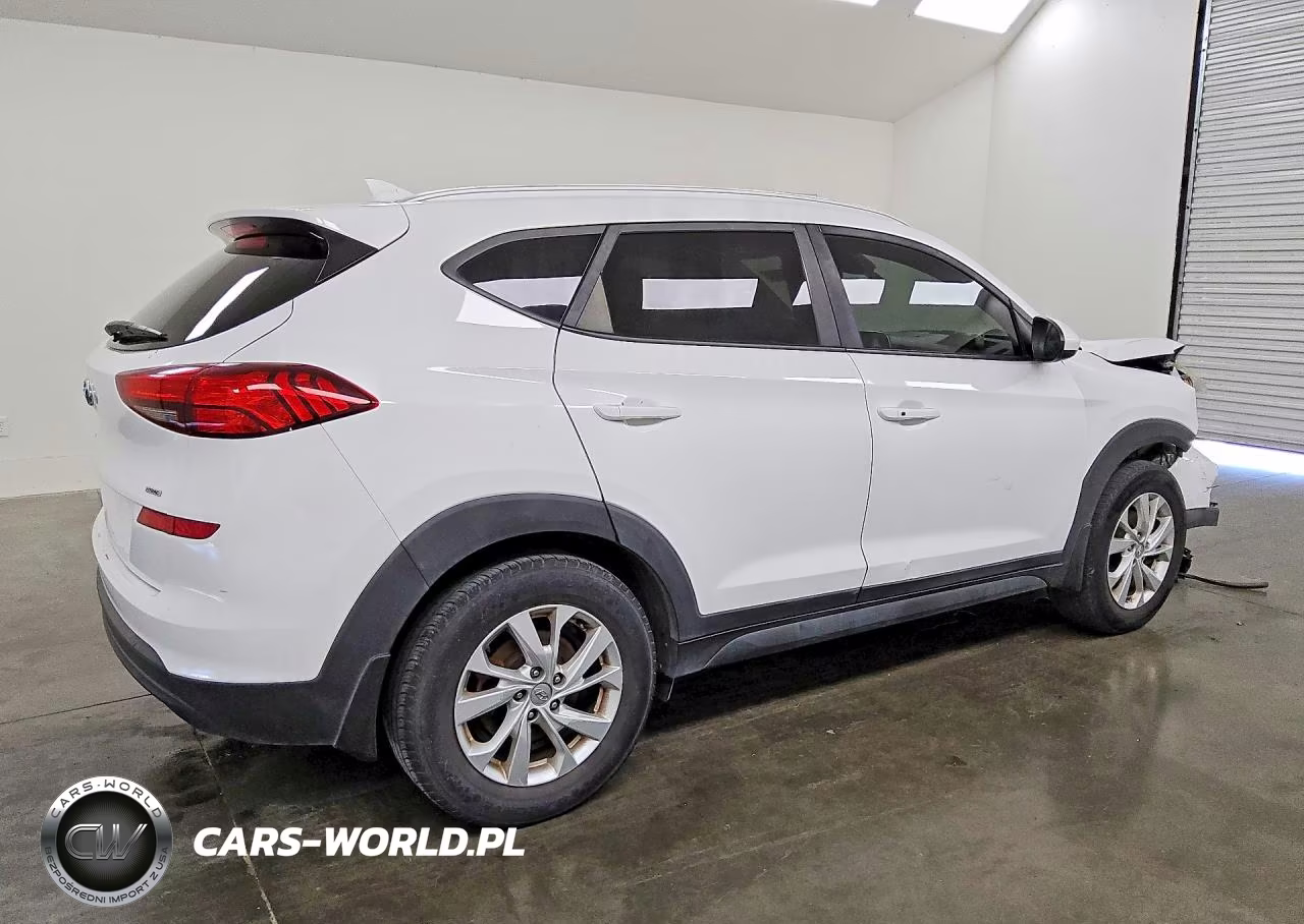 2019 Hyundai Tucson Value VIN:KM8J3CA47KU855106 - 3
