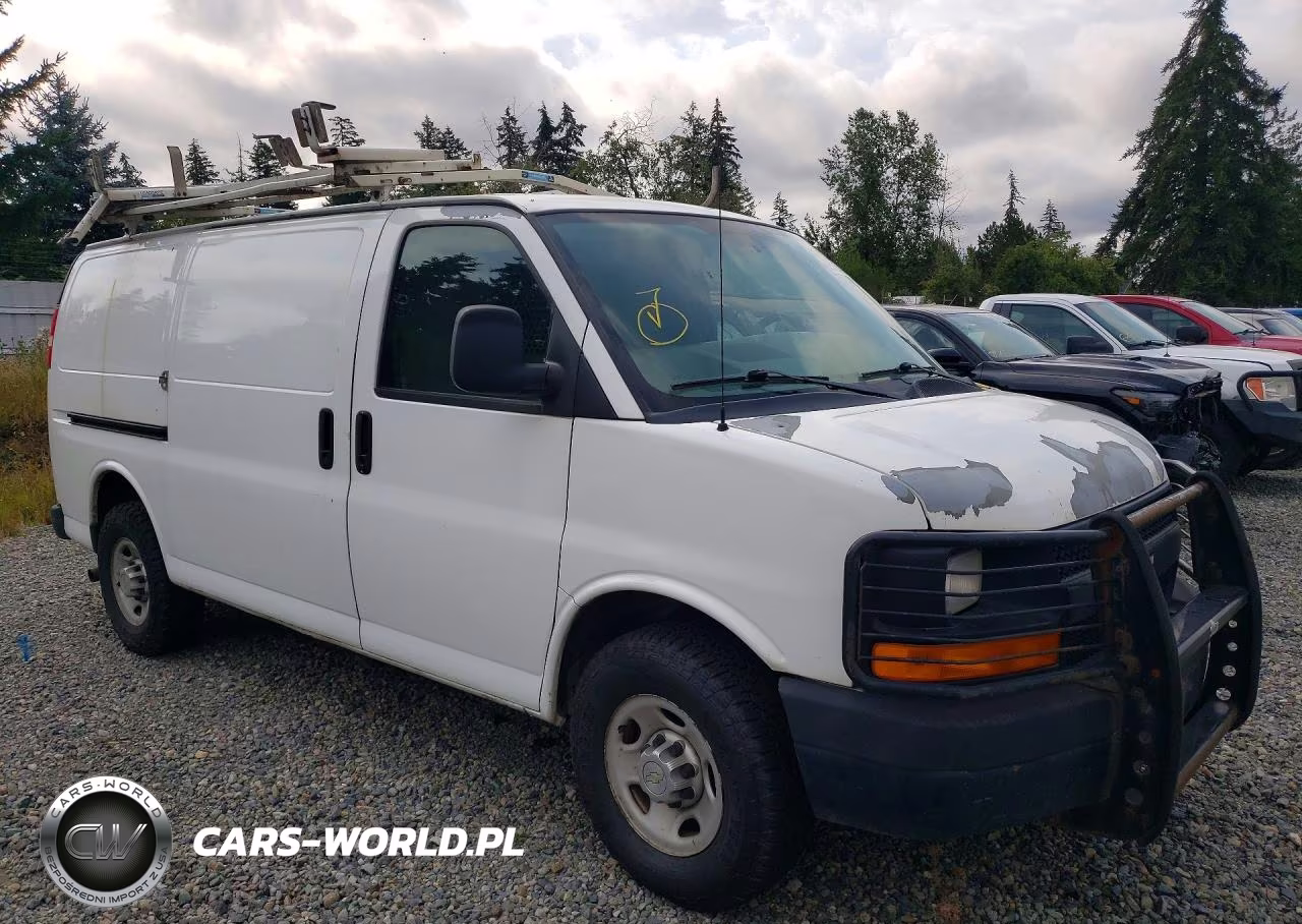 2010 Chevrolet Express G2500 VIN:1GCZGFBA5A1165985 - 4