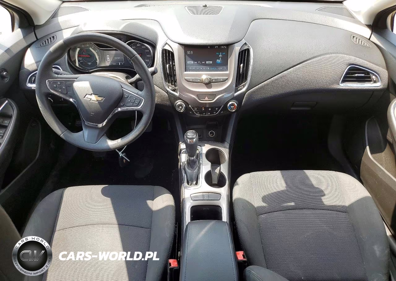 2017 Chevrolet Cruze Lt VIN:1G1BE5SM7H7215703 - 8