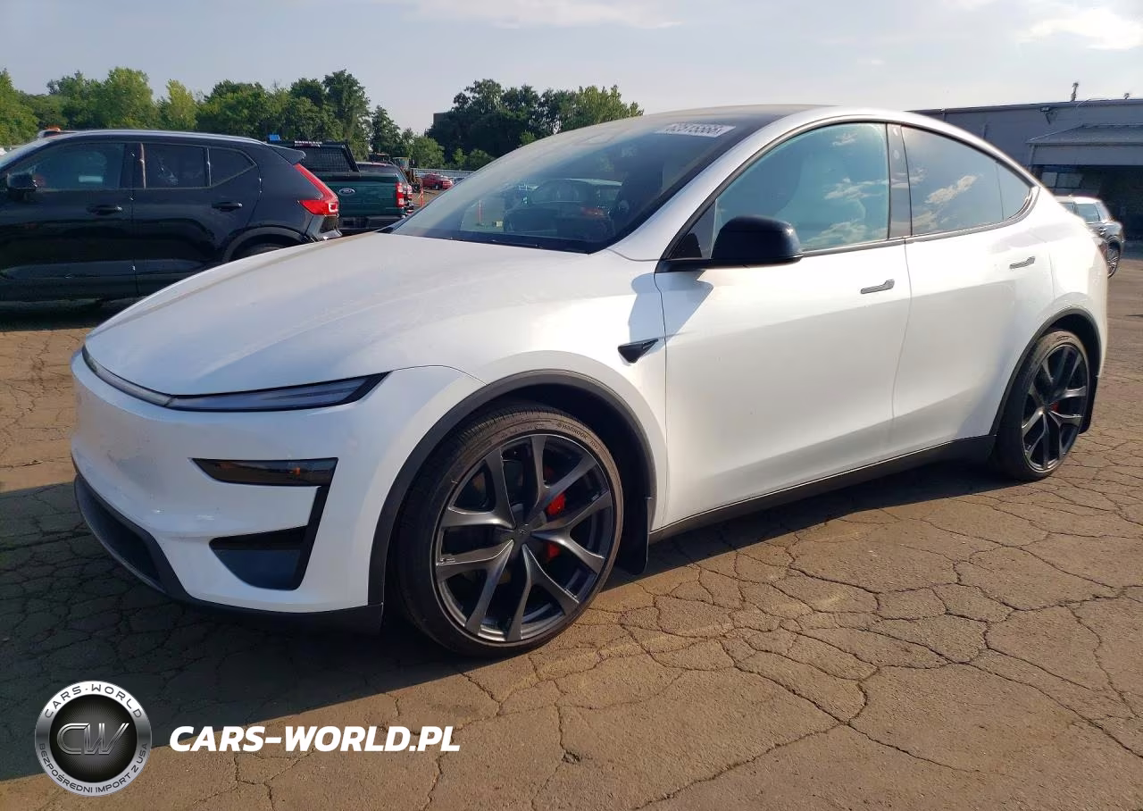 2026 Tesla Model Y VIN:7SAYGDET9TA658396 - 1