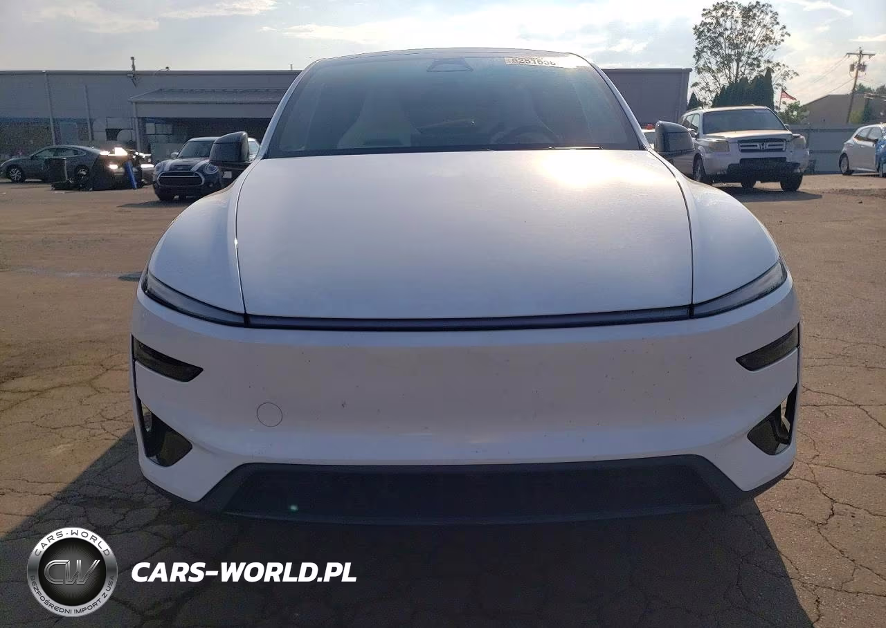 2026 Tesla Model Y VIN:7SAYGDET9TA658396 - 5