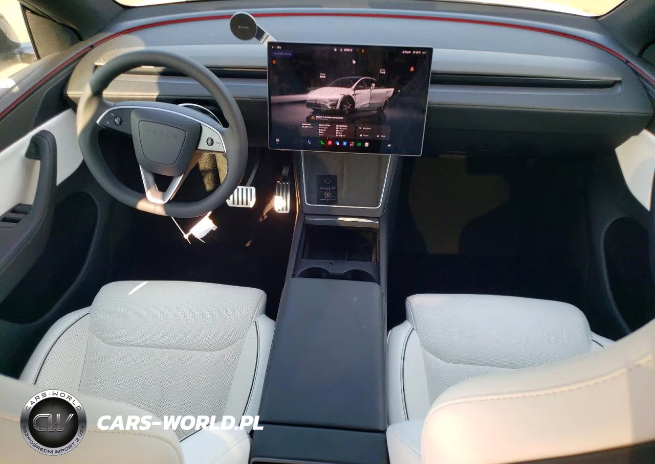 2026 Tesla Model Y VIN:7SAYGDET9TA658396 - 8