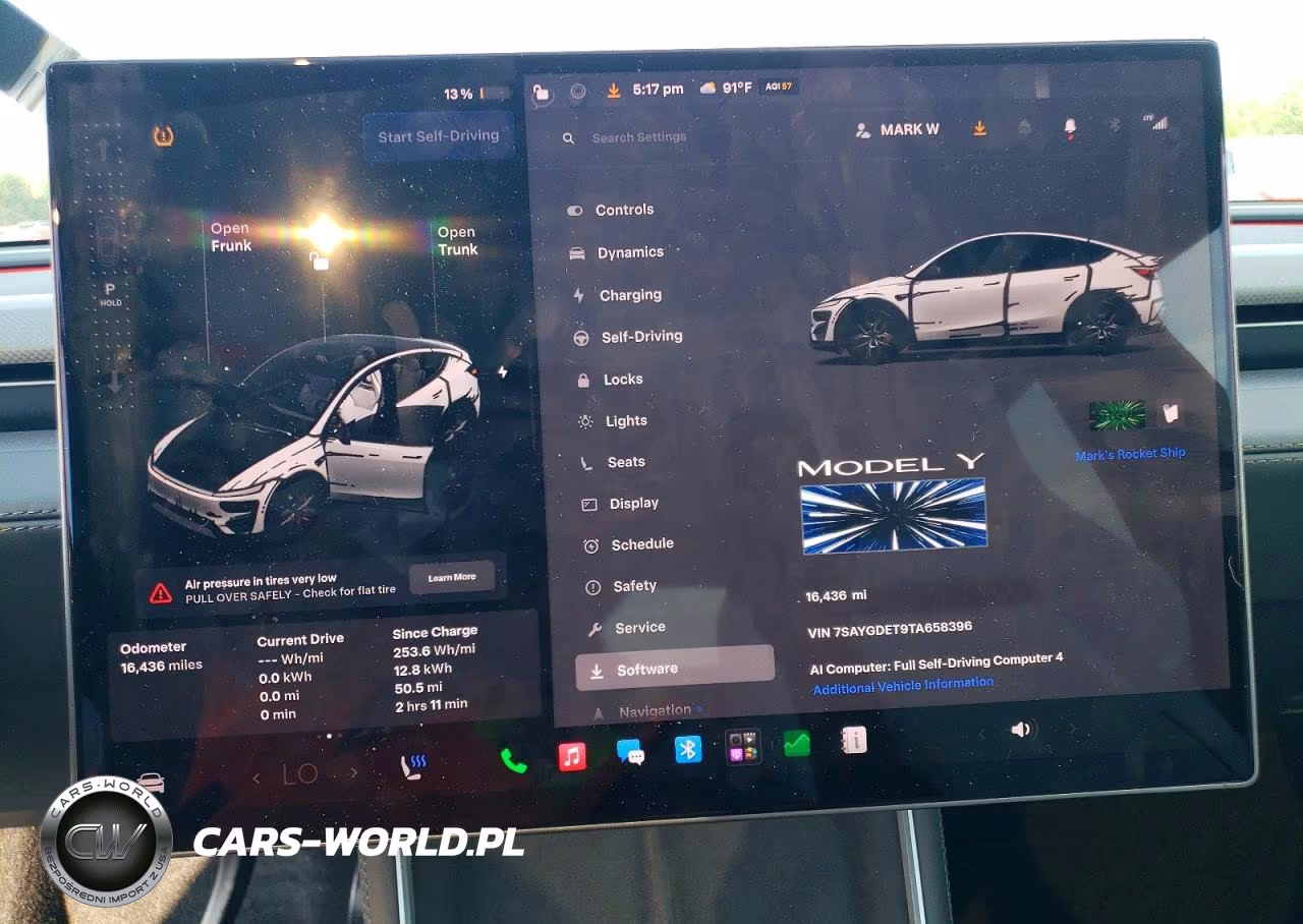 2026 Tesla Model Y VIN:7SAYGDET9TA658396 - 9