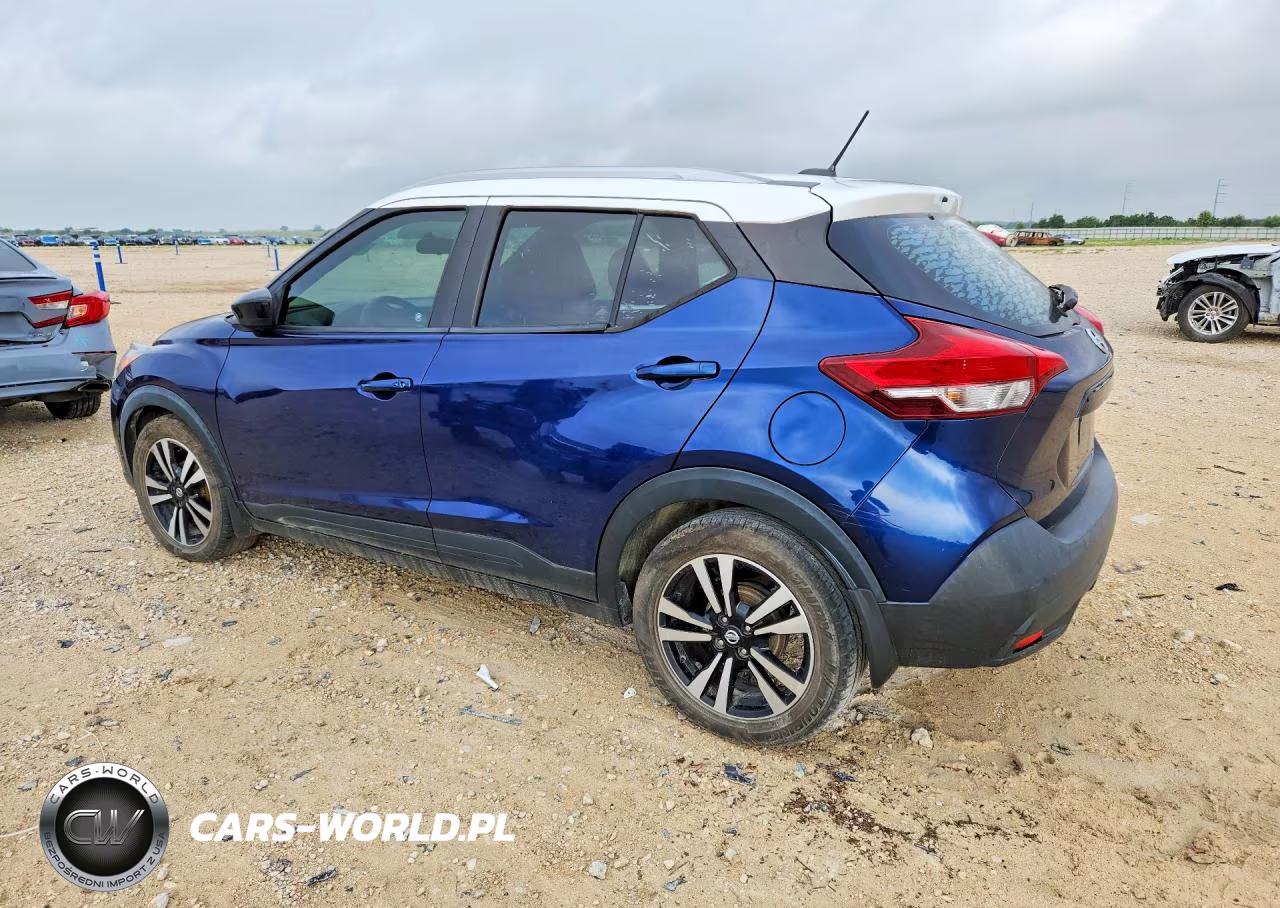 2019 Nissan Kicks Sv VIN:3N1CP5CU9KL553694 - 2
