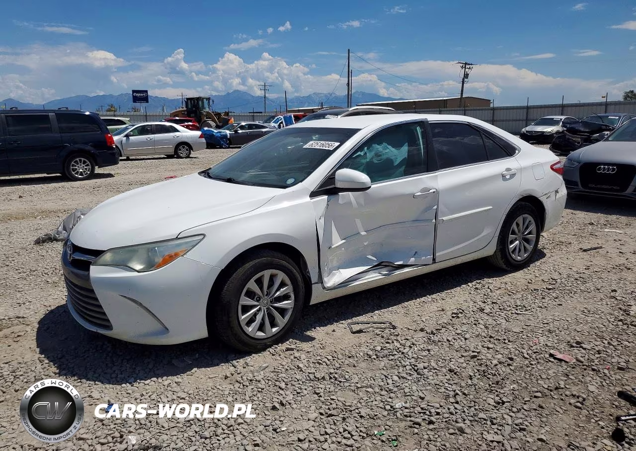2016 Toyota Camry Le