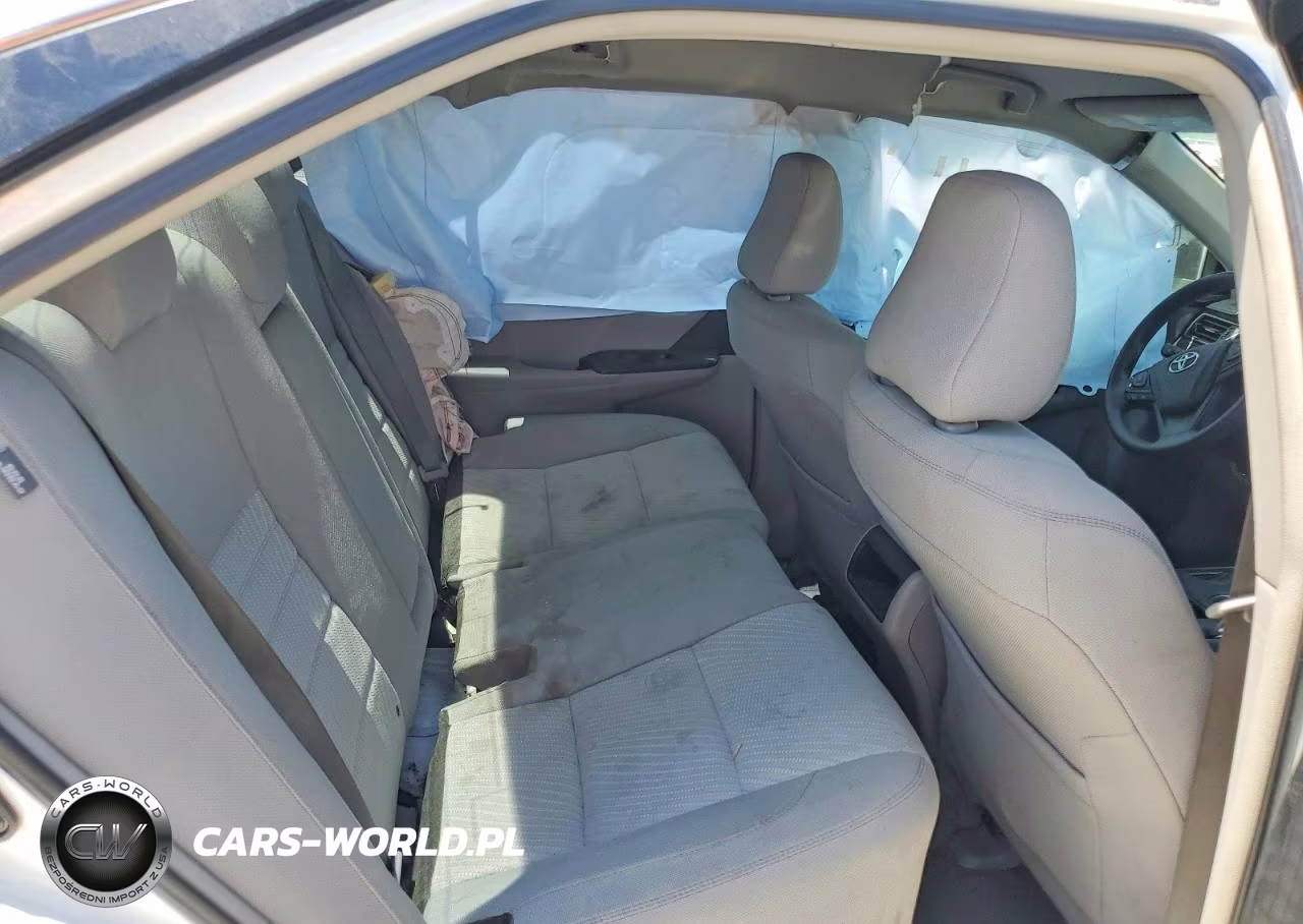 2016 Toyota Camry Le VIN:4T4BF1FK6GR557456 - 10