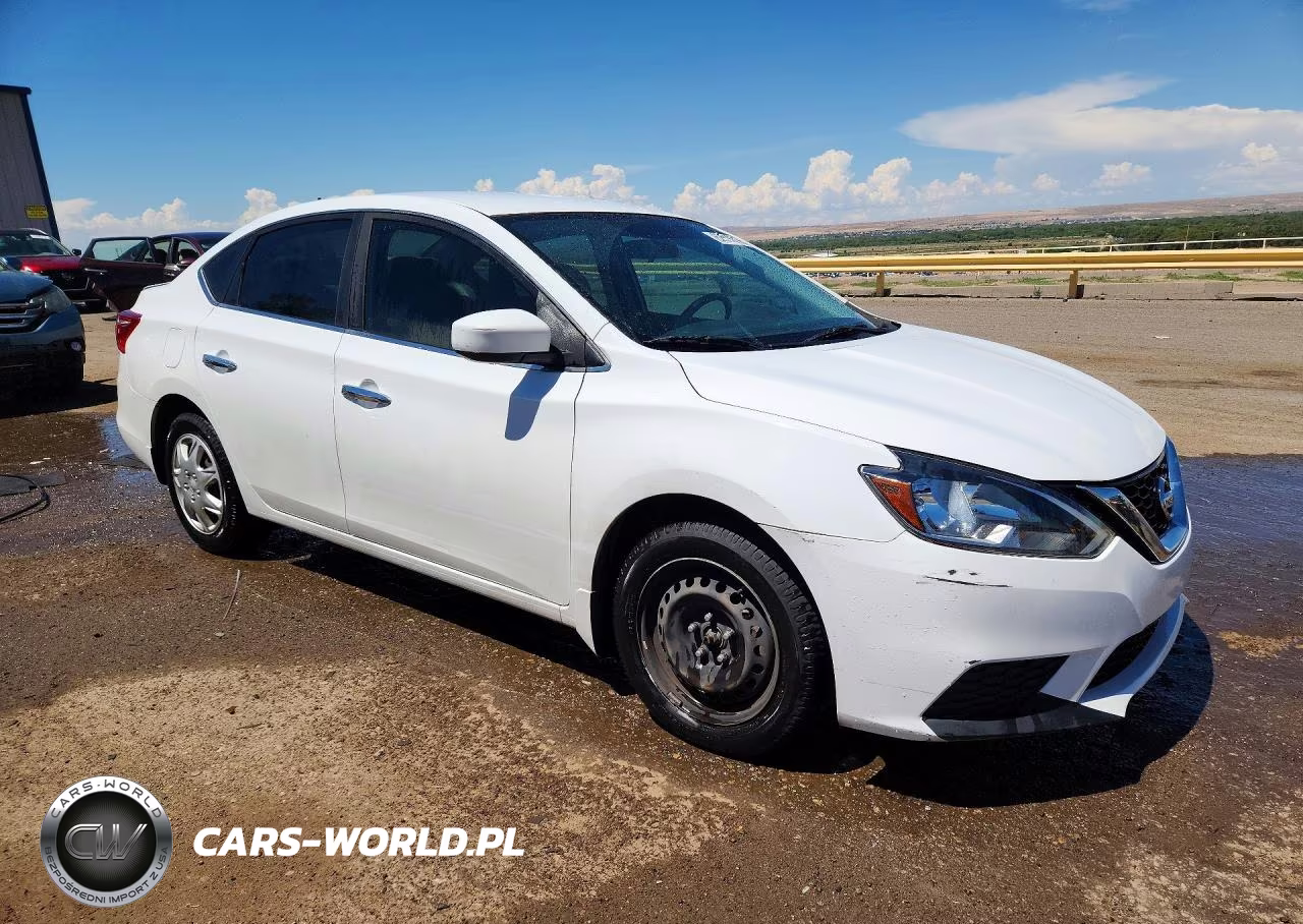 2016 Nissan Sentra S VIN:3N1AB7AP2GY300810 - 4