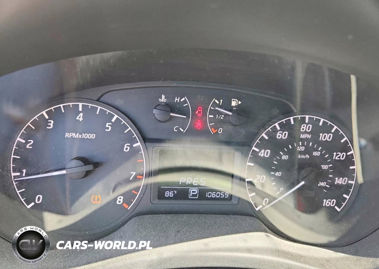 2016 Nissan Sentra S VIN:3N1AB7AP2GY300810 - 9