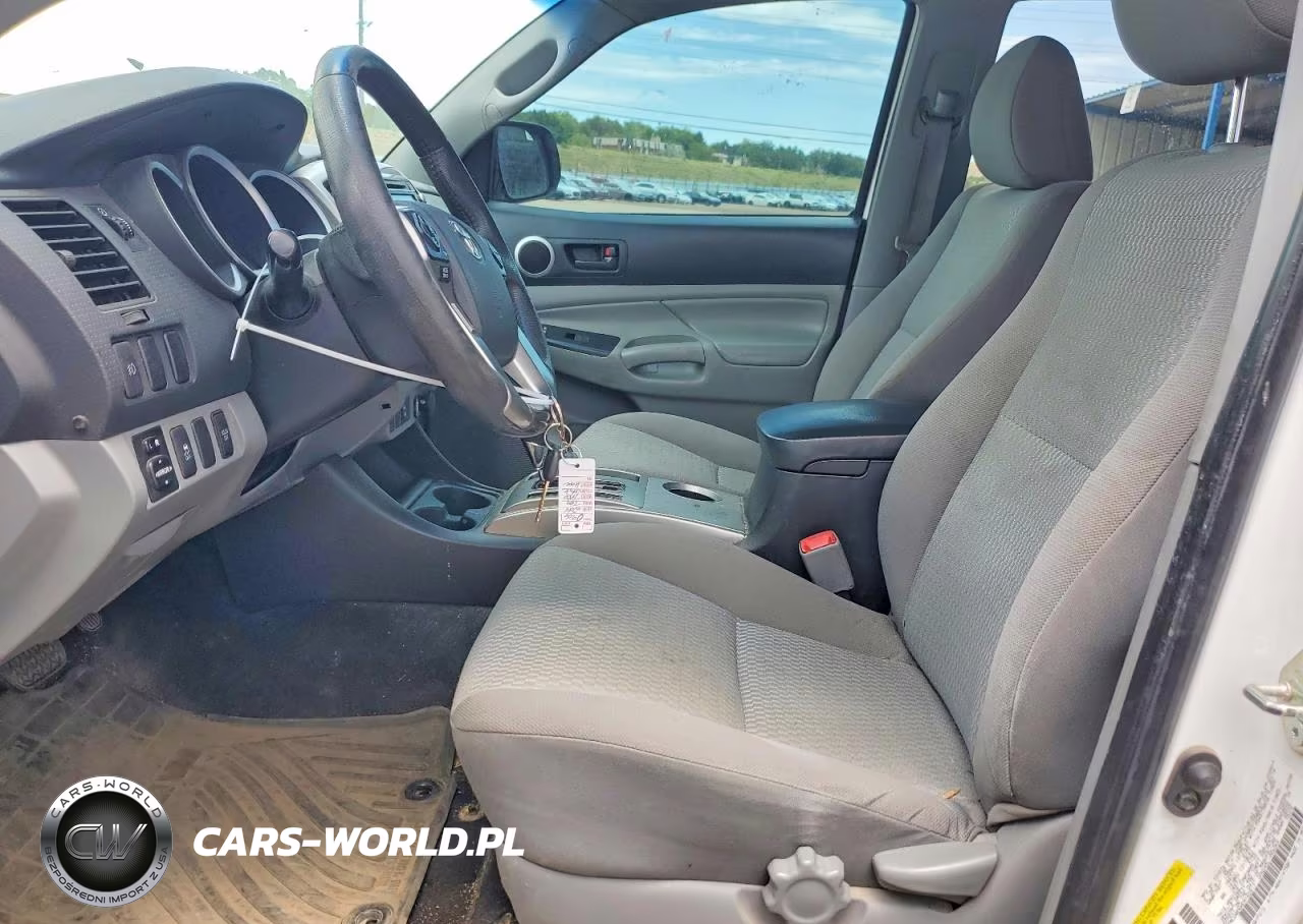 2014 Toyota Tacoma V6 VIN:3TMLU4ENXEM162817 - 7