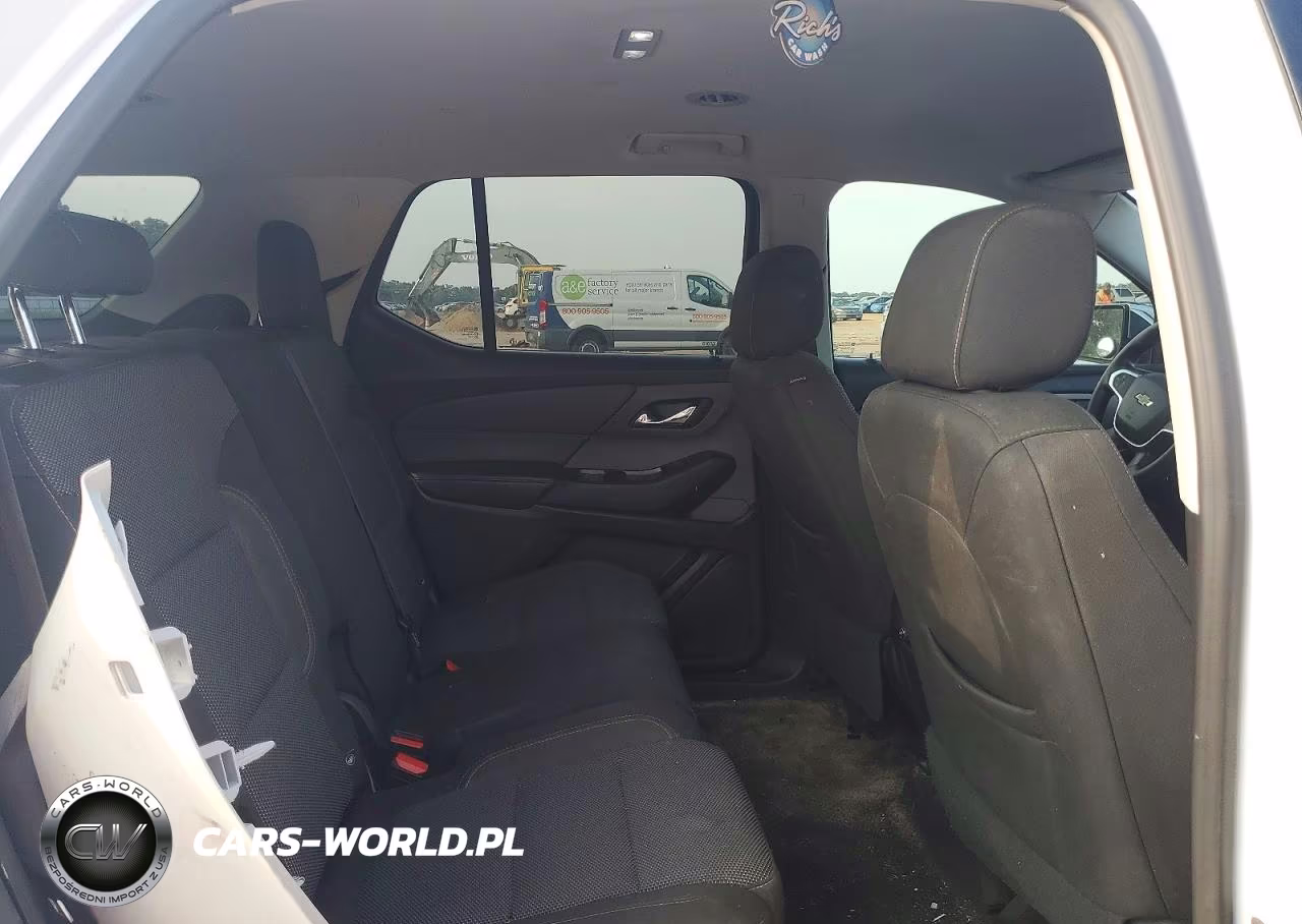 2018 Chevrolet Traverse Ls VIN:1GNERFKW7JJ130263 - 11